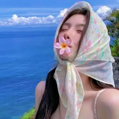 战火中的花蕾